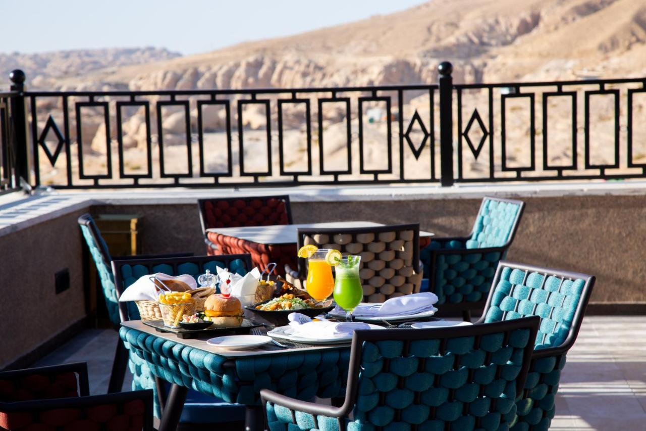 Petra Moon Luxury Hotel Wadi Musa Eksteriør billede